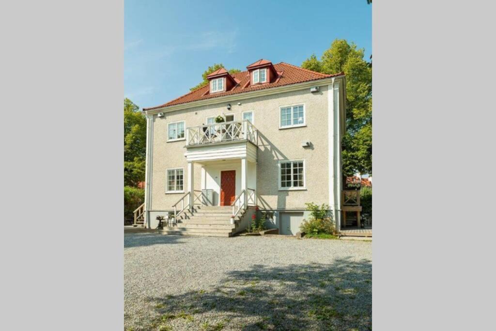 Central Beautiful Modern Accommodation Near Stockholm City Luaran gambar